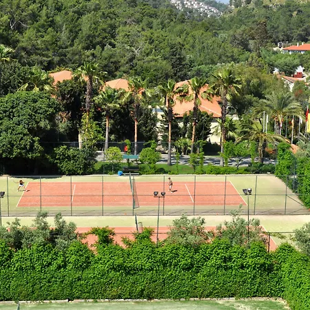 酒店 Tui Magic Life 萨利杰尔梅